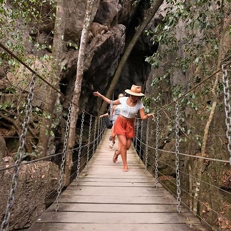 Rockhampton Backpackers Hostel Bagian luar foto