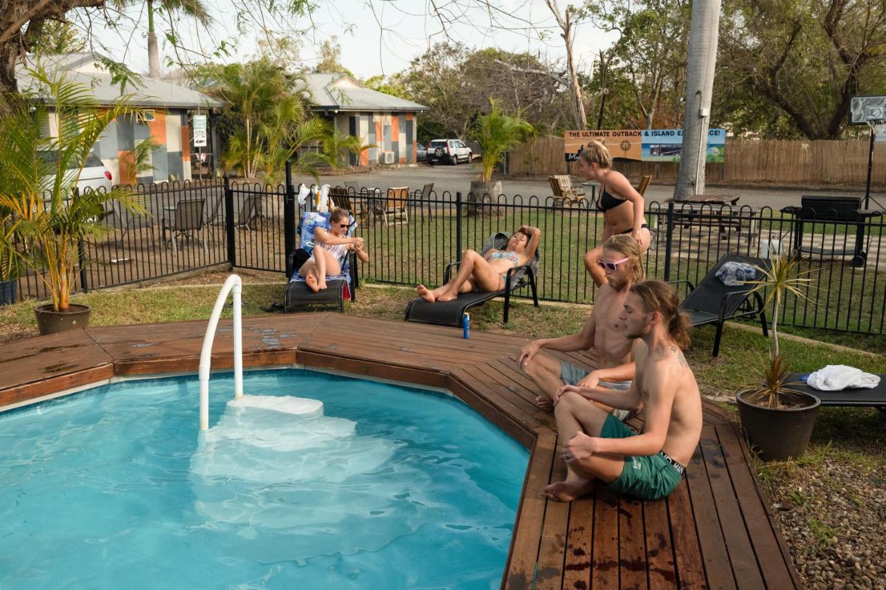 Rockhampton Backpackers Hostel Bagian luar foto
