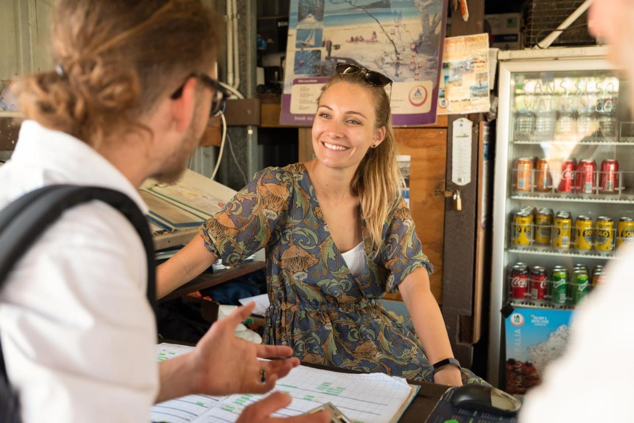 Rockhampton Backpackers Hostel Bagian luar foto