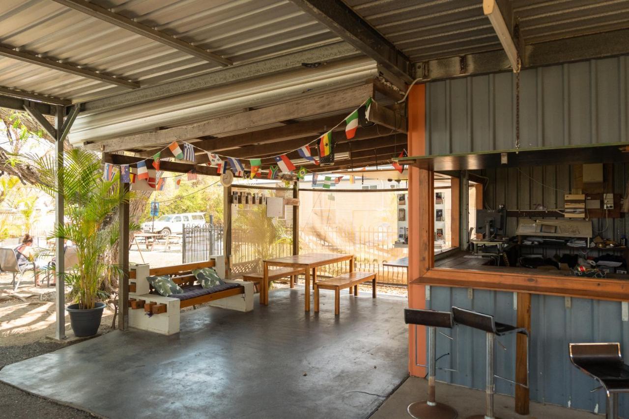 Rockhampton Backpackers Hostel Bagian luar foto